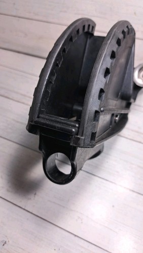 Morsetto supporto motore kayak trolling su staffa supporto sospensione plastica per kayak - Foto 8 di 18