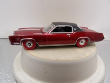 CHASE ULTRA RED 1967 CADILLAC ELDORADO 2018 AUTO WORLD LUXURY CRUISERS 1:64