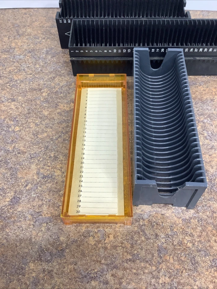 Lot Of Yankee Universal Bell And Howell 30 Slide Trays One Kodak 36 - Image 2 of 4