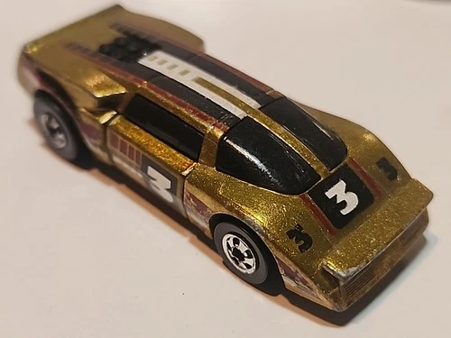 hot wheels vintage crack up basher 2. also known as blind sider.