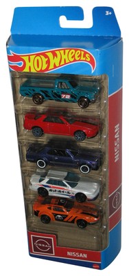 Hot Wheels ミニカーセット DATSUN & NISSAN Chase! Mini GT x Kaido House 1:64 Nissan Datsun 510 Street