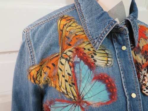 Women's Roberto Cavalli Size 10 Long Sleeve Denim Shirt W/ Butterfly Embroidery - Picture 2 of 17