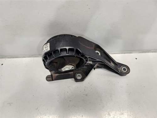 2011 Chevrolet Cruze (1.4L / AT) Front Transmission Mount PN: 13268880 - Picture 2 of 12