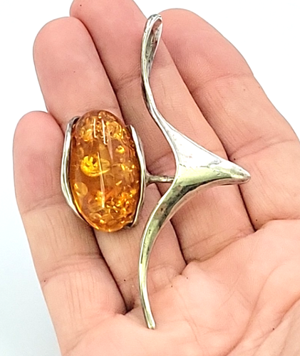 Modernist Free-form Style Silver Metal & Large Oval Amber Pendant Unmarked  - Picture 8 of 15