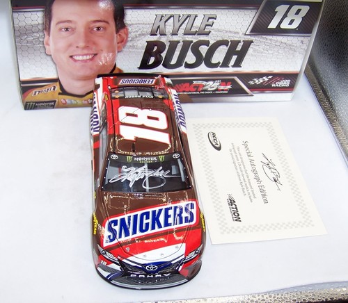 1:24 ACTION 2017 #18 SNICKERS ROWDY JGR CAMRY KYLE BUSCH AUTOGRAPHED COA 1/84  - Picture 1 of 9