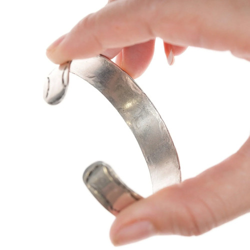 6.625" Vintage Navajo Silver turquoise and coral cuff bracelet - Picture 5 of 9