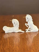 ENESCO Pair of Vintage Enesco Porcelain Unicorn Figurines. Excellent Condition