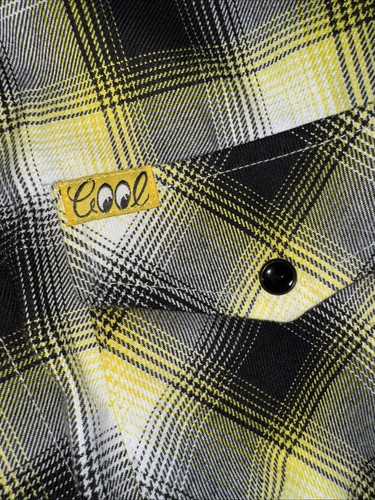 Camisa a Cuadros Dixxon Flannel Co Para Hombre Ojos de Luna Amarilla y Negra Talla Limitada: XL - Imagen 4 de 4