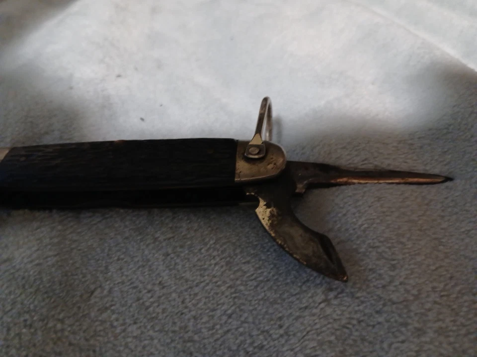 Utica Kutmaster Scout/Utility/Camp Knife, ca. 1950's, With Original Leather Case - Image 4 of 4