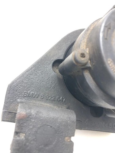 Pompa acqua supplementare BMW 5 E60 E61 2008 6922647 diesel 145 kW - Foto 7 di 7