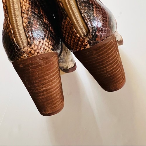 Botines Chelsea Zigi Soho Harlan Estampado Serpiente Tobillo Talla 9 NUEVO Marrón - Imagen 4 de 8