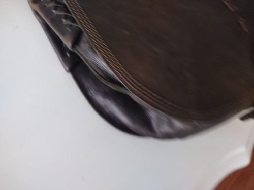 Borsa a tracolla vintage marca Lucky in pelle nera con patta sella - Foto 15 di 16