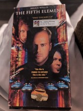 The Fifth Element VHS 1997 Bruce Willis **Buy 2 Get 1 Free**