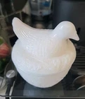 Vintage Avon Hen On Nest Milk Glass With Lid Candy, Sugar Or Trinket Dish