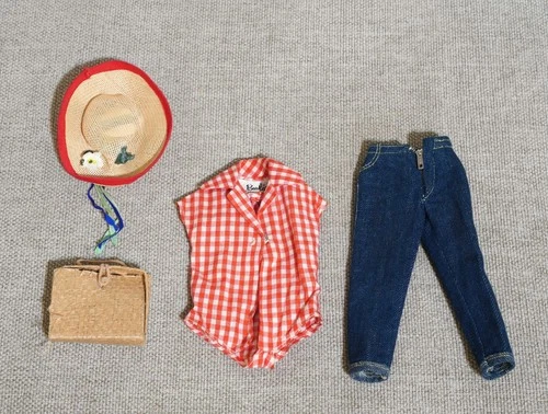 Vintage Barbie #967 Picnic Set