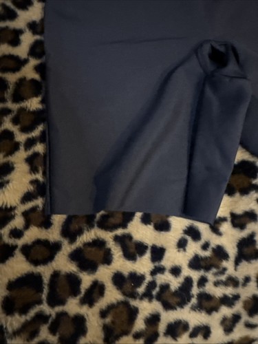 SKIMS pantaloncino vita alta metà coscia in onice, taglia small - Foto 2 di 10