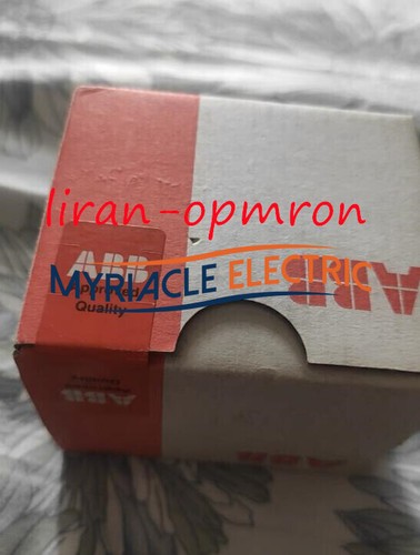 AX521 1SAP250100R0001 Analog input/output module Brand New - Picture 3 of 5