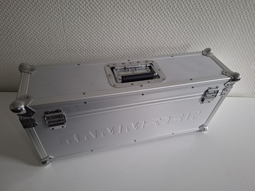 RAMMSTEIN Lim Deluxe Edition 2CD + "Extras" SET METAL FLIGHT CASE Liebe (2009) - Bild 3 von 4
