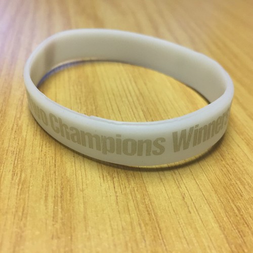 NORTHAMPTON TOWN | LEAGUE TWO CHAMPIONS PARTY 2016 | PULSERA EDICIÓN LIMITADA - Imagen 3 de 4
