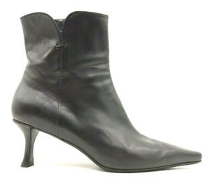 stuart weitzman kitten heel boots