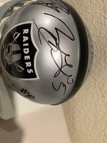 Zach Miller, Heyward-Bey, Gradkowski, +2 Signed Raiders Mini Helmet AMSM - Picture 2 of 8