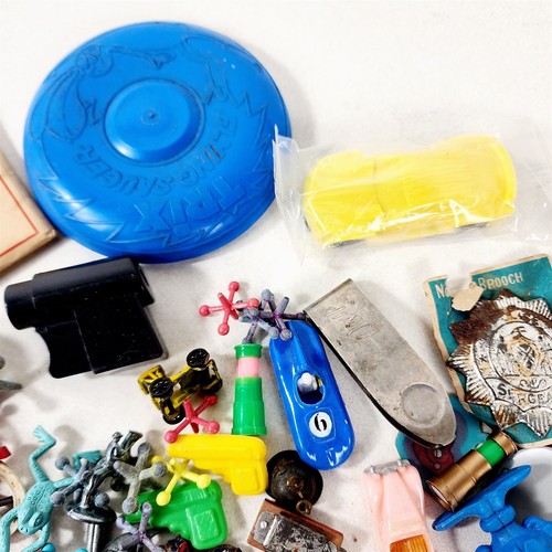 Lotto Premium Vintage Giocattoli Cereali Cassetto Spazzatura Pulito - Foto 5 di 9