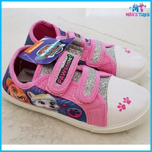 infant pink trainers
