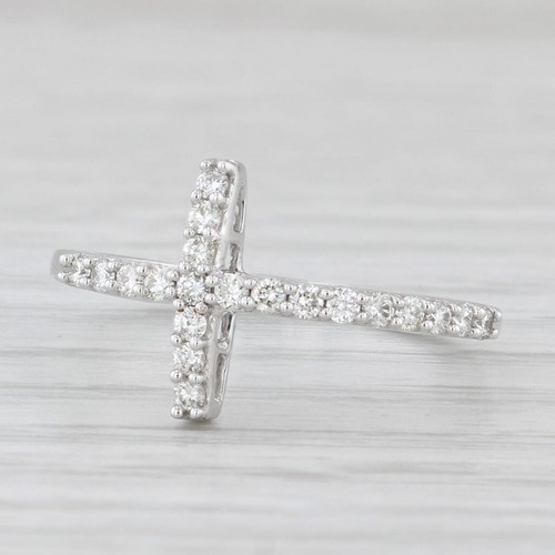 New 0.25ctw Diamond Cross Ring 14k White Gold Size 6.25
