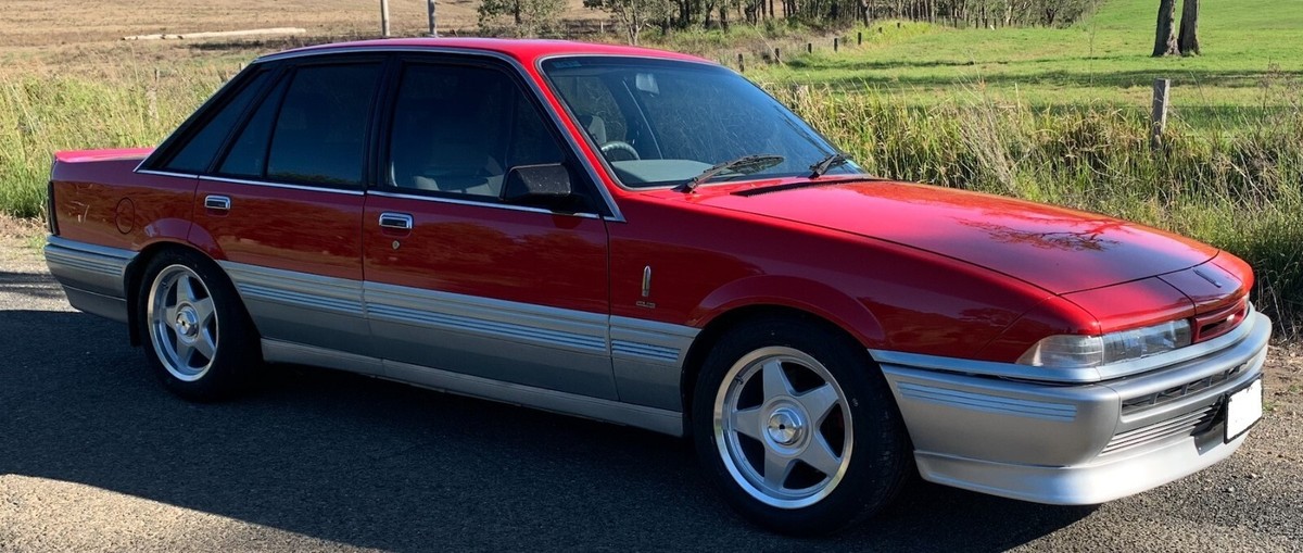 16x8 Momo Star wheel suit VK VL VB VC VH Brock Commodore 16x8 Momo Star wheel suit VK VL VB VC VH Brock Commodore