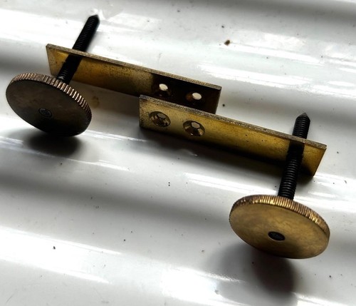 Vintage Uhrwerk Schrauben & Halterungen - x2 - Uhrmacher Ersatzteile
