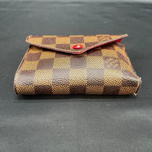 Louis Vuitton Damier Ebene Victorine Tri-fold Snap Closure Coated Canvas Wallet - Picture 7 of 13