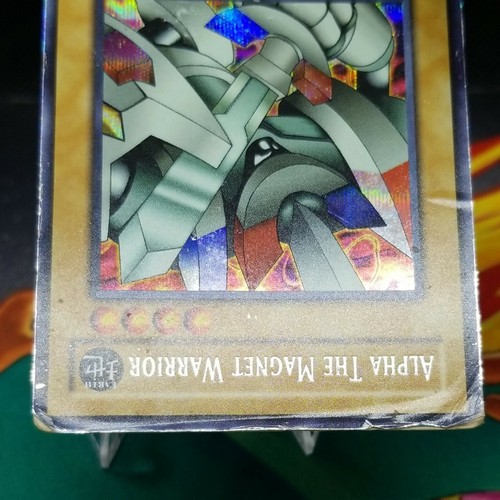 Holo Raro Alpha the Magnet Warrior DOR-001 Moderadamente Jugado Prismático - Imagen 5 de 8