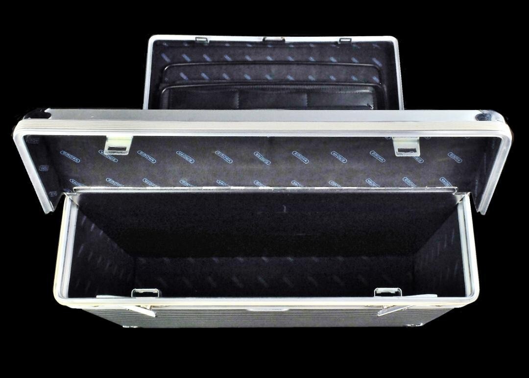 Rimowa Topas combination pilot case 31L Silver 907.20 | eBay Rimowa Topas combination pilot case 31L Silver 907.20 | eBay