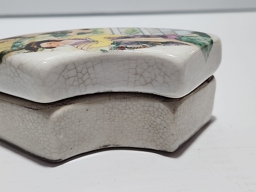 Antique Chinese Famille Rose Fan Shaped Porcelain Sweetmeat Boxes - Picture 13 of 13