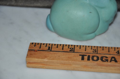 VINTAGE BLUE VAN BRIGGLE POTTERY BUNNY RABBIT FIGURINE COLORADO SPRINGS - Picture 5 of 17