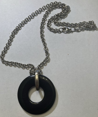 James Avery Retired Vintage Sterling Silver 925 Black Onyx 40 Mm With Necklace