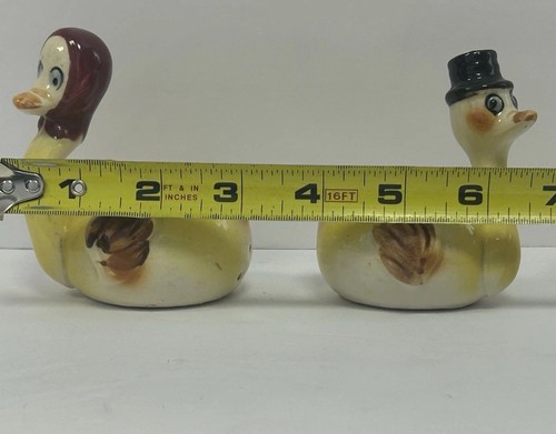 Vintage Anthropomorphic Swans Salt & Pepper Shakers Made In Japan Intertwined - Picture 9 of 19