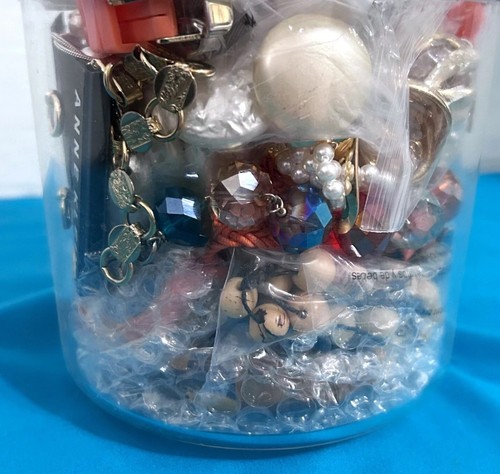 Vtg Jewelry Jar 3lbs Filled Lot of Wearable/Excellent Signed Pieces No Scrap - Picture 3 of 14