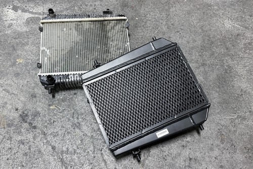 CSF BMW M3 / M4 / M2 High-Performance Auxiliary Single Radiator G80 G87 G82 G8X  - Picture 8 of 10