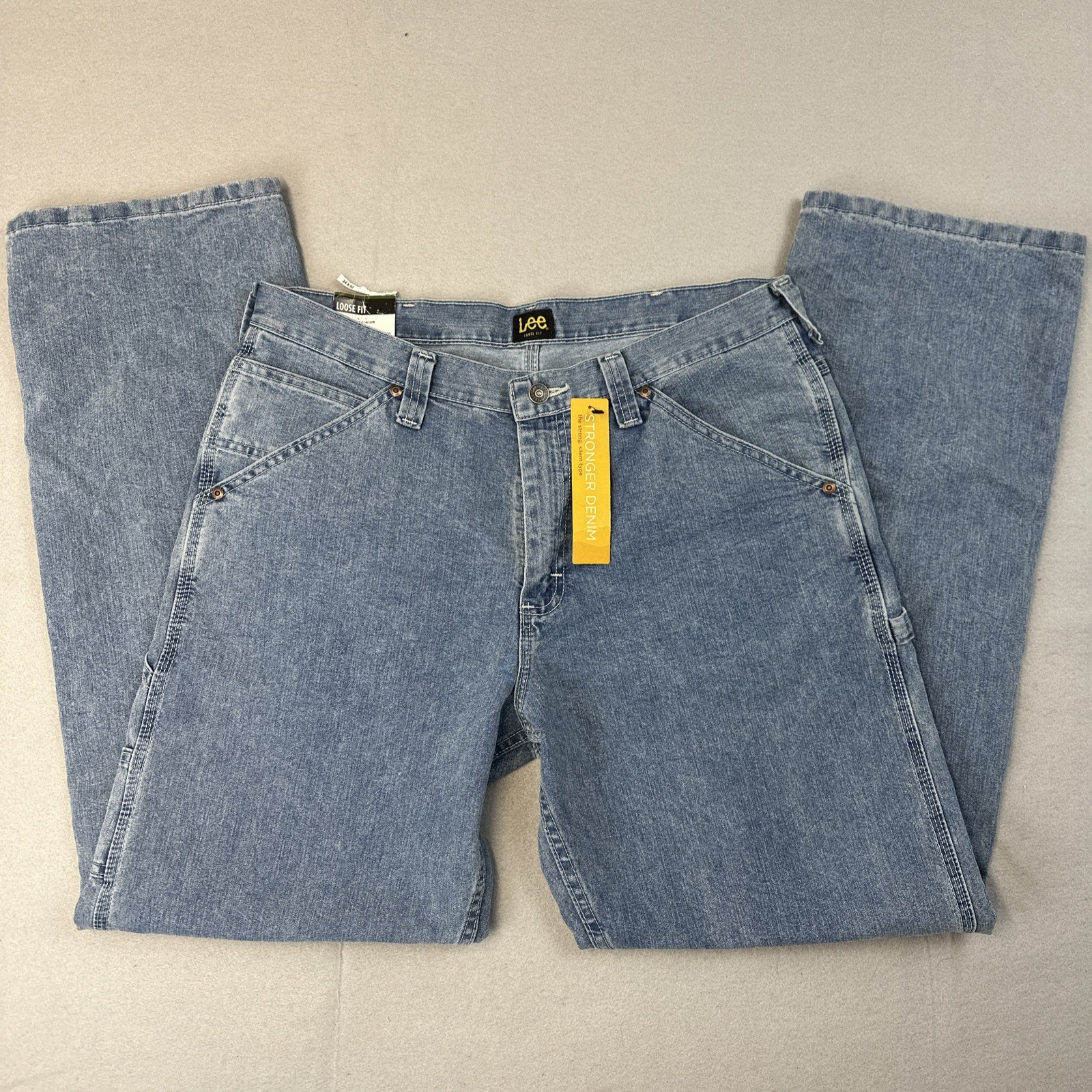Mens Size 34x32 Blue Denim Light Wash Pants