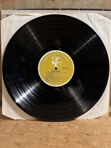 Phil Ochs - All The News That’s Fit To Sing. 1964 US Vinyl 1st Pressing - Picture 6 of 7