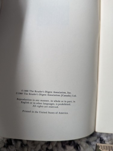 Reader's Digest BEST STORIES FROM LIFE IN THESE UNITED STATES 7 Stories ©1967 - Picture 2 of 3