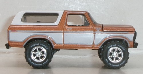 LOOSE 2025 MATCHBOX MOVING PARTS 1978 FORD BRONCO WHEEL SWAP REAL RIDERS - Picture 7 of 10