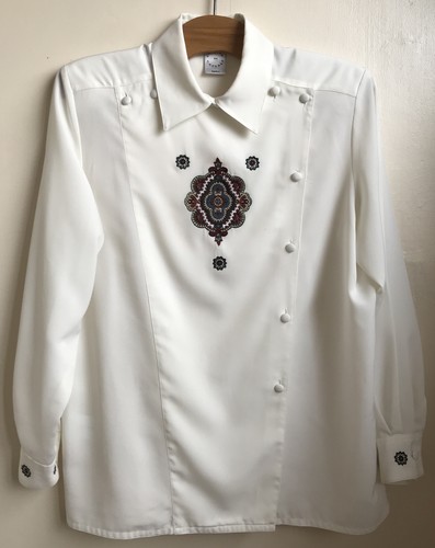 Vintage Ivory motif blouse Small Country Casuals Trachten style Slippery  - Picture 7 of 8