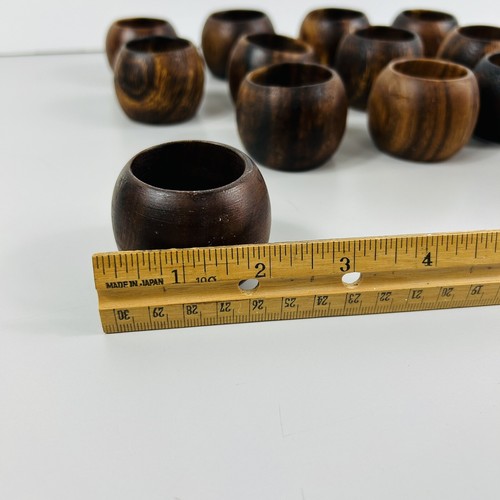 12 hölzerne Serviettenringe Halter dunkelbraun Naturholz 1,5" hoch x 2" Durchmesser - Bild 10 von 11
