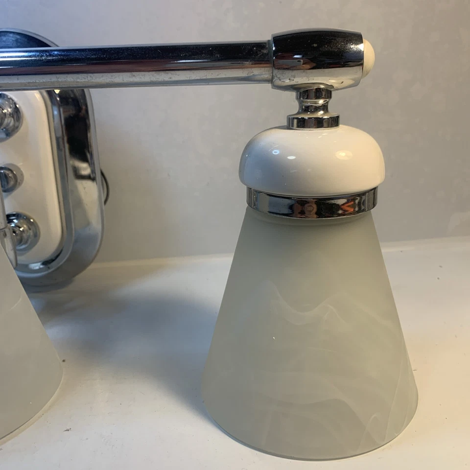 Hampton Bay 445994 Cromo 3 Lámparas 4.5" Tonos Foto 2 de 4