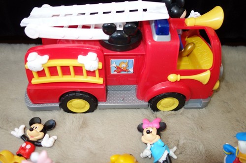 Disney Junior Mickey Mouse Fire Engine Truck Lights Sounds and Figures Lot - Picture 12 of 18