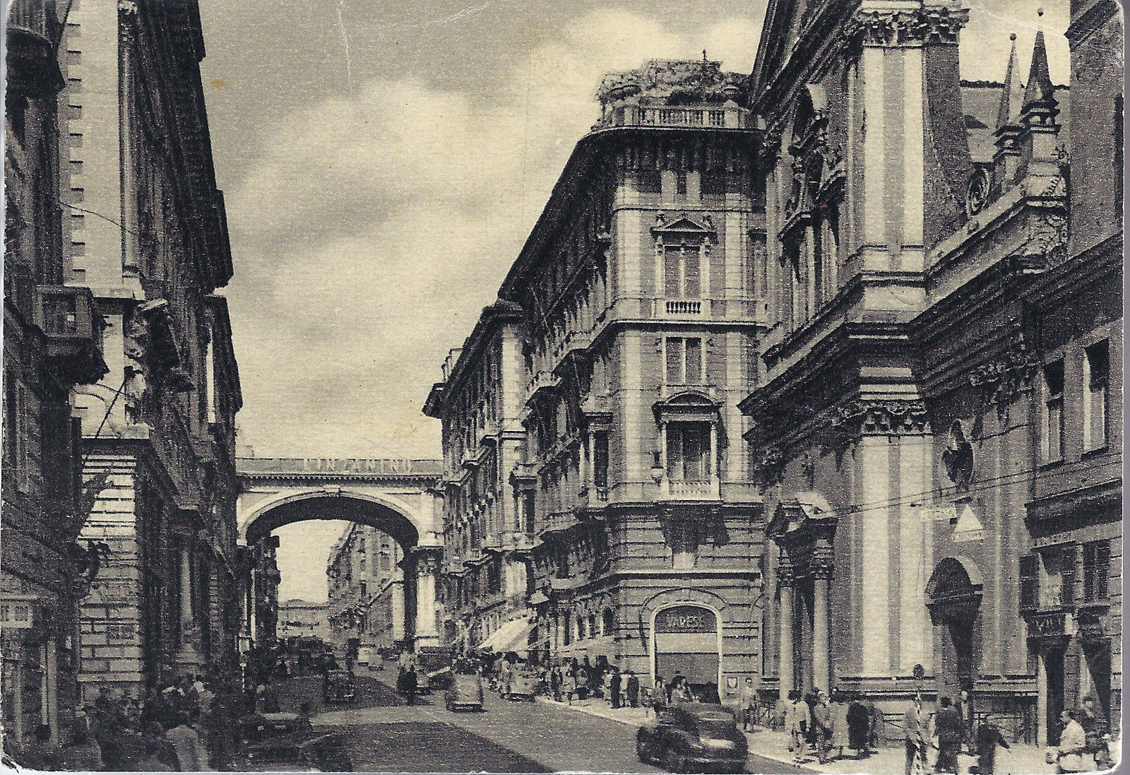 Foto 1 di 1