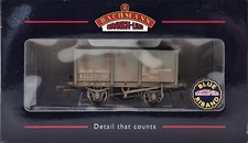 Bachmann 37-401 16T Slope Sided Mineral Wagon British Steel - Factory Weathered