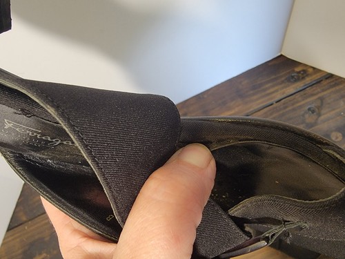 SALVATORE FERRAGAMO Logo Black Leather Slide Sandal Heels Cross Ladies Size 10 B - Picture 10 of 22
